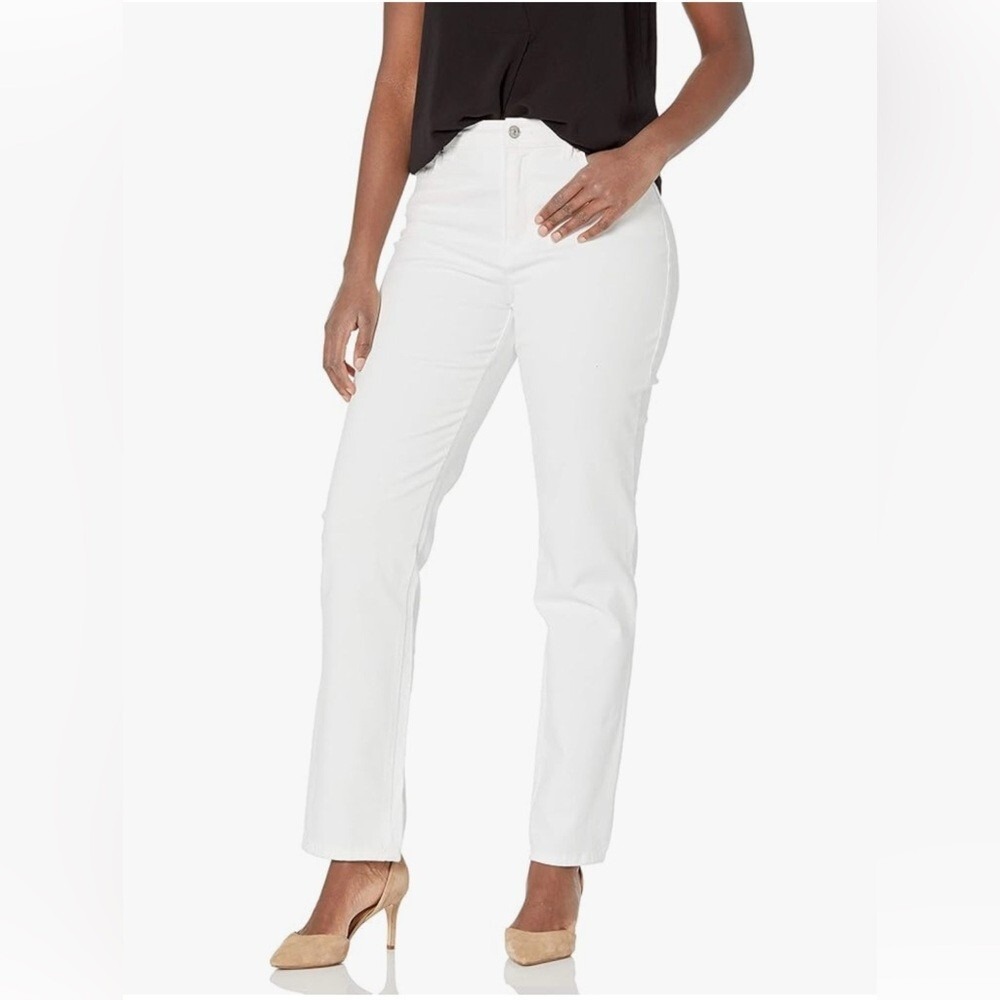 Gloria Vanderbilt Amanda Slimming High Rise Straight Leg Jeans White 16 Average